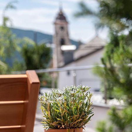 Apparthotel Feldhof - Living And Bistro Nova Ponente Eksteriør bilde