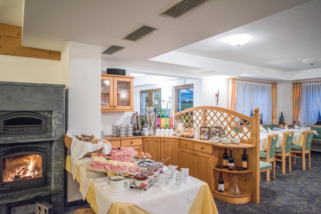 Apparthotel Feldhof - Living And Bistro Nova Ponente Eksteriør bilde